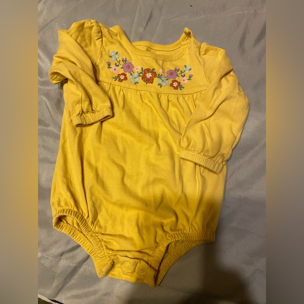 Shirts - Picture 3 of 4